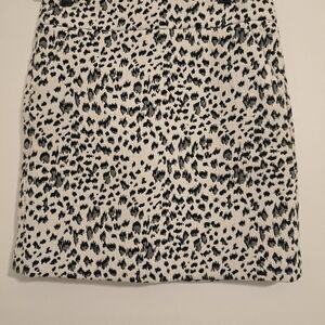 Ann Taylor Loft Women’s Mini Skirt Sz SP Black White Leopard Print Stretch